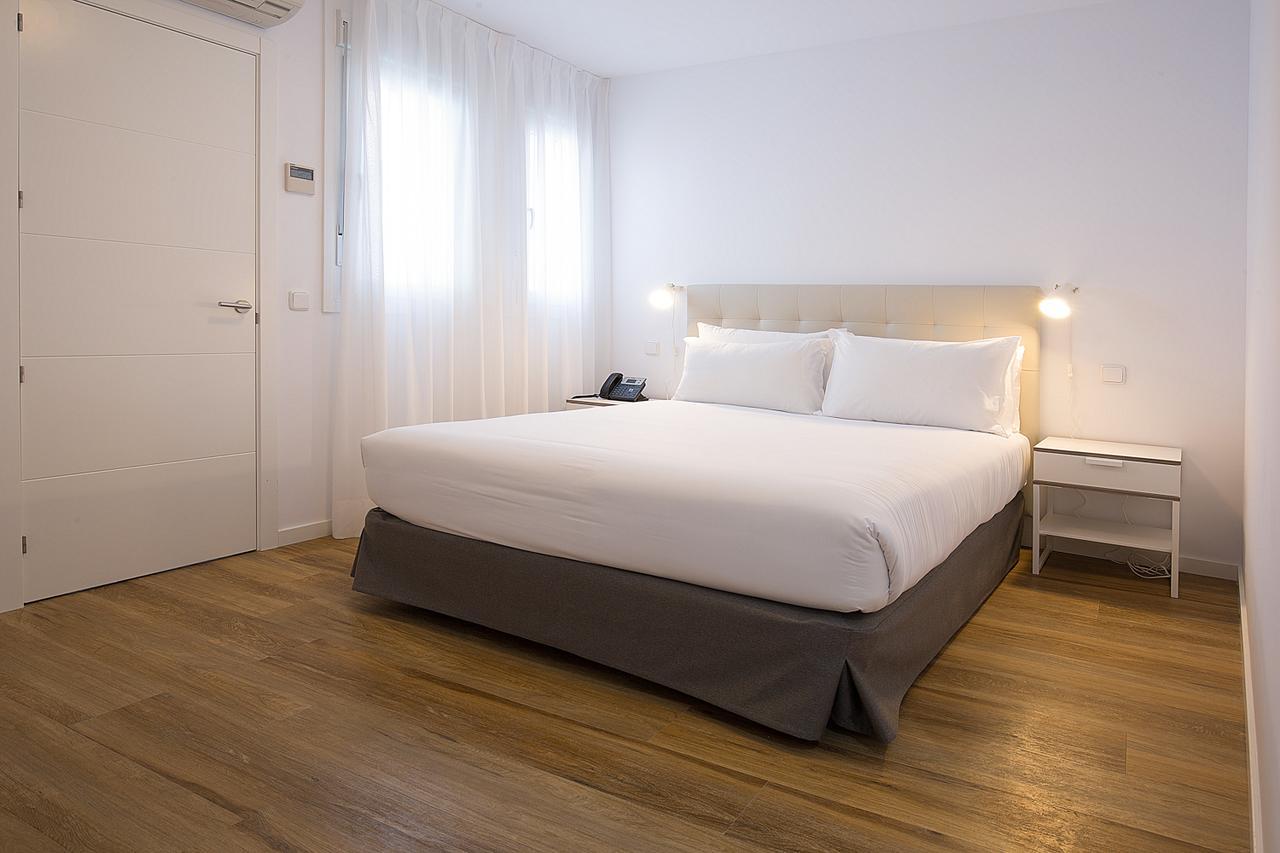 מדריד Apartamentos Tandem La Bolsa 4 מראה חיצוני תמונה